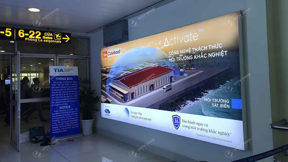 Hộp đèn đa dạng kích thước, giúp thương hiệu nổi bật và dễ nhận diện cả ngày lẫn đêm.