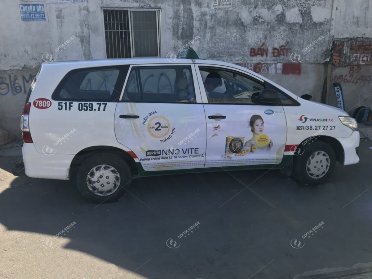Giải pháp quảng cáo toàn diện trên xe taxi tại Bình Dương