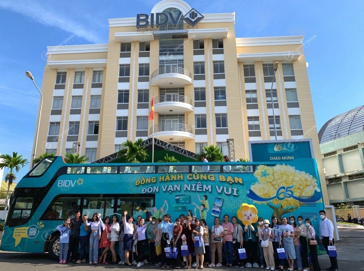 BIDV tổ chức roadshow xe bus 2 tầng kết hợp activation toàn quốc