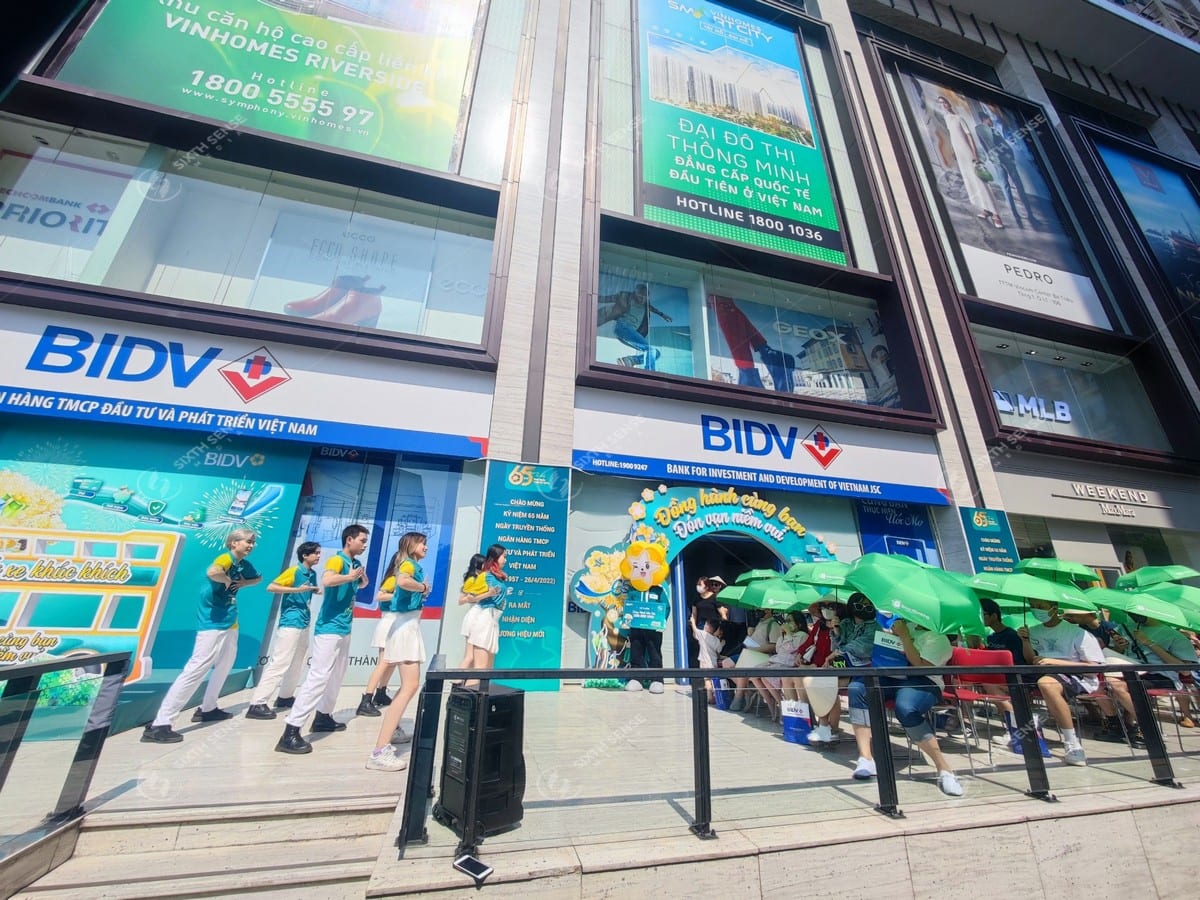 BIDV tổ chức roadshow xe bus 2 tầng kết hợp activation toàn quốc