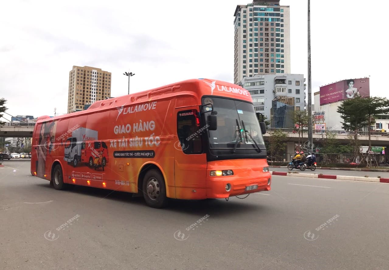 Luxury roadshow của Lalamove tại Hà Nội và TPHCM