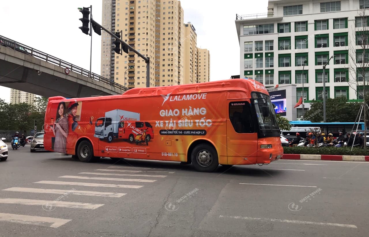 Luxury roadshow của Lalamove tại Hà Nội và TPHCM