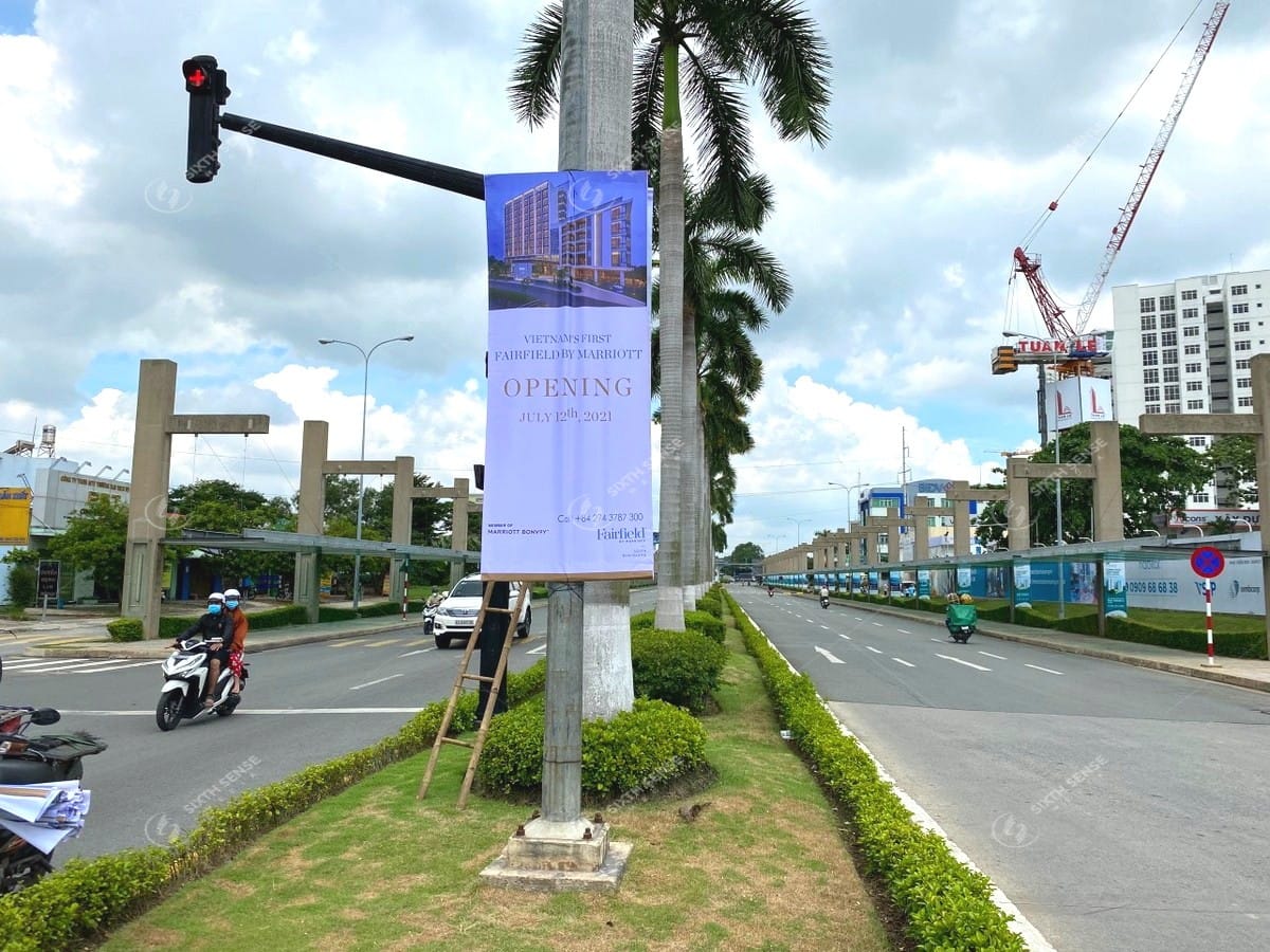 Treo băng rôn khai trương khách sạn Fairfield by Marriott Bình Dương