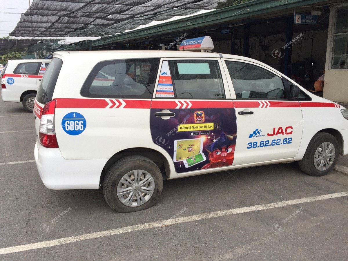 Quảng cáo taxi Group